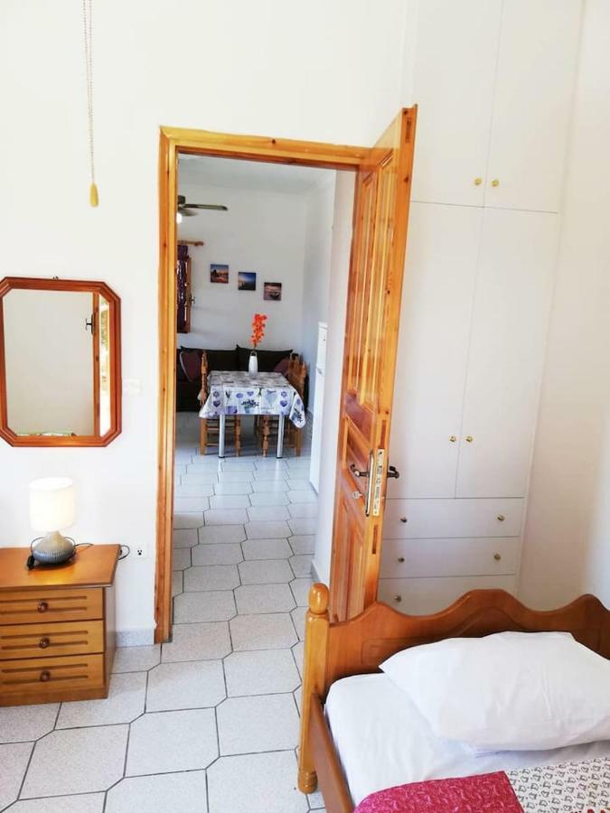 Theasea House With Garden Daire Riglia Dış mekan fotoğraf